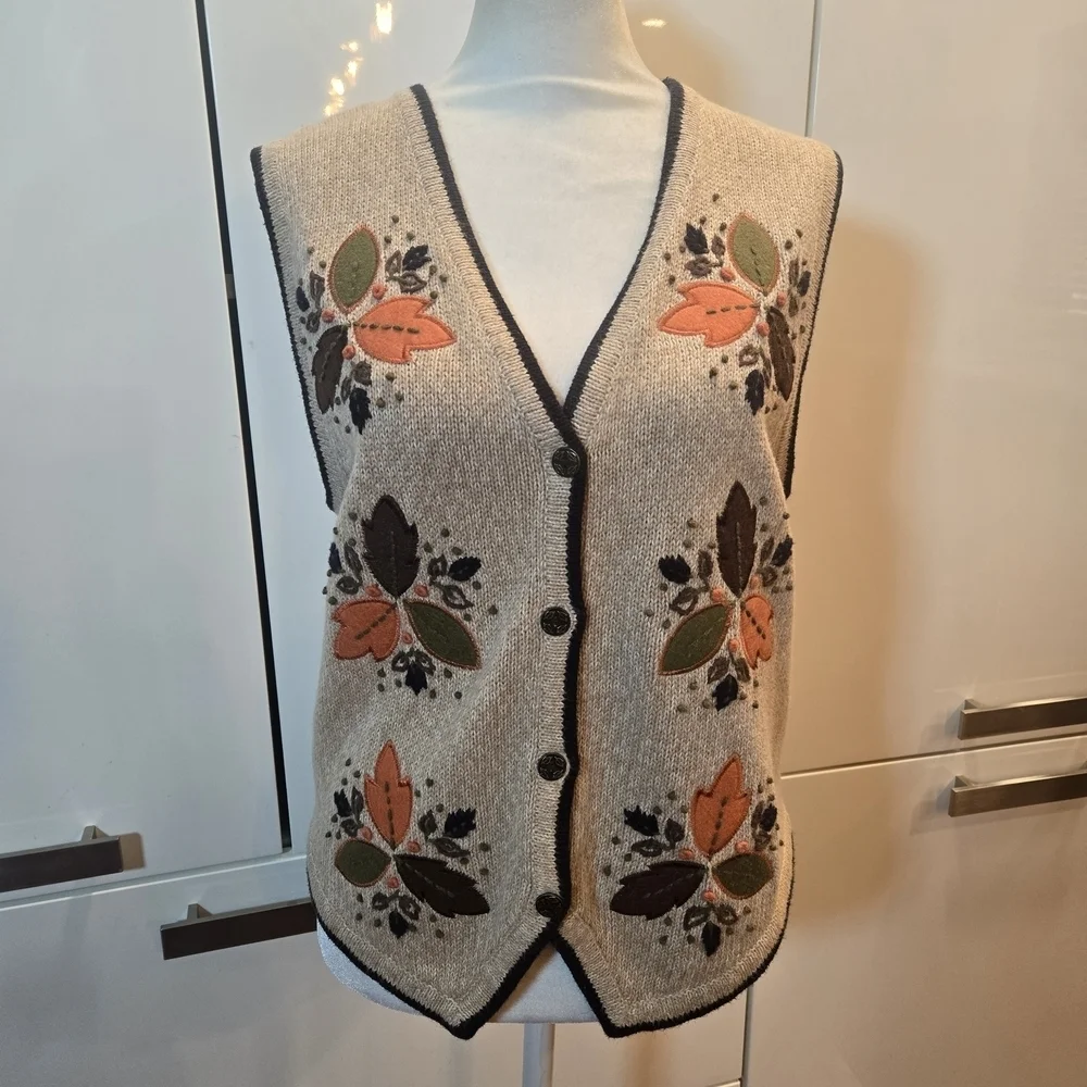 Hand Embroidered Festive Fall Leaf Patchwork Knit Vest Cardigan Small Tan Orange
